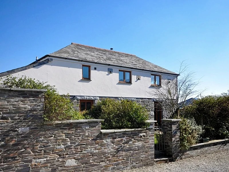 Great Brightor Cob Barn
