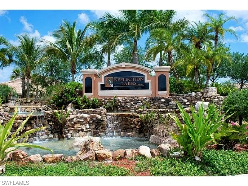 Charming 2 Bedroom, 2 Bath Home in Reflection Lakes, Naples