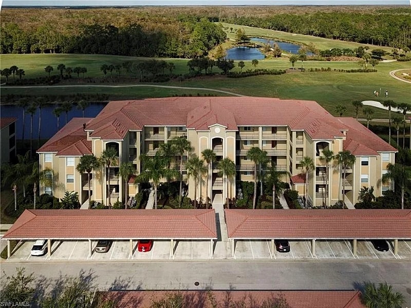 Heritage Bay BLVD | Naples Vacation Condo in Naples, Florida, United States — photo 4