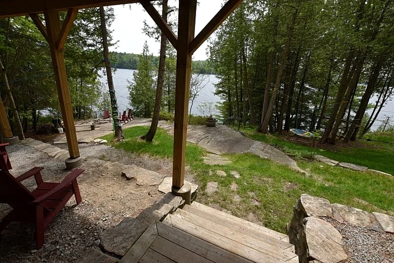 Fairy Tale - F542 in Huntsville, Ontario, Canada — photo 3