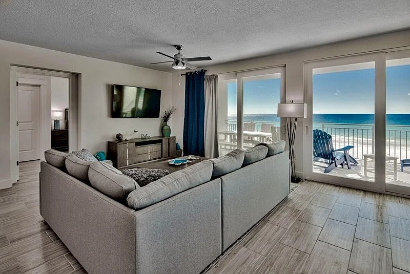 Blu 407 in Okaloosa Island, Florida, United States — photo 5