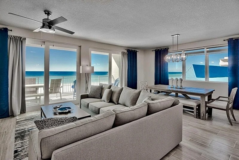 Blu 407 in Okaloosa Island, Florida, United States — photo 2