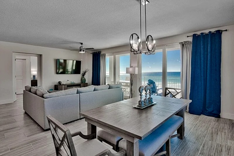 Blu 407 in Okaloosa Island, Florida, United States — photo 4