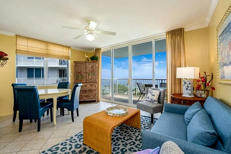 Destin West Pelican 601