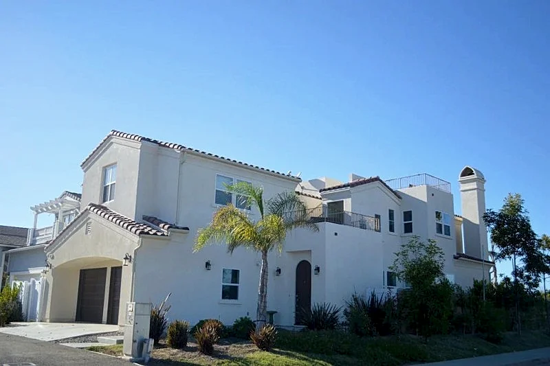 Gorgeous beach property at the Mandalay Shores in Oxnard, California, United States — photo 2