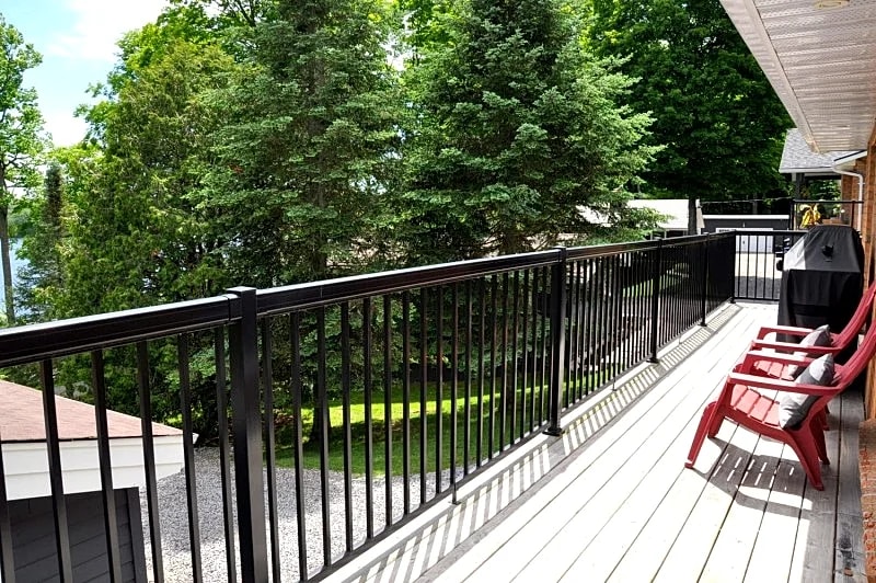 Healey Lake Cottage #202D, 2BR, 2BA, Parry Sound in Parry Sound, Ontario, Canada — photo 4