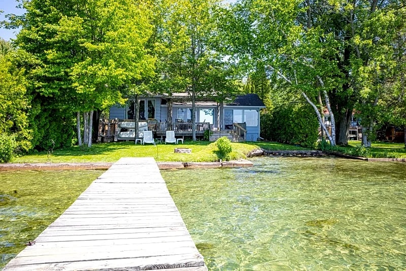 Lake Simcoe Cottage #905, 2-BR, 1-BA, Orillia in Orillia, Ontario, Canada — photo 3