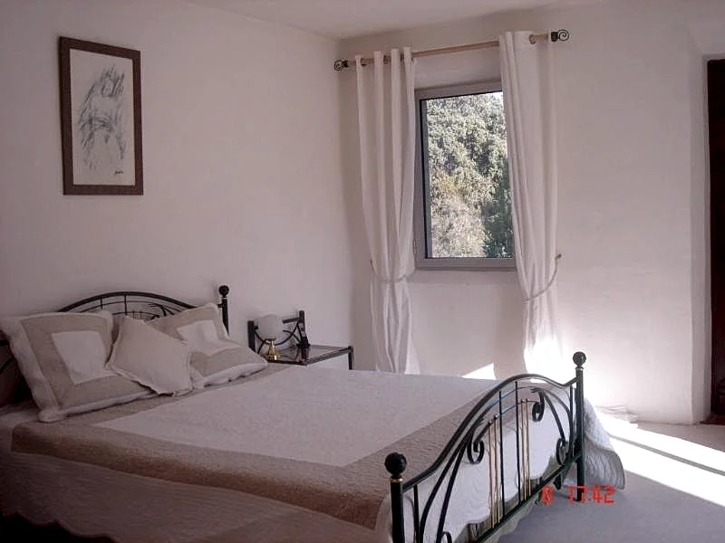 Provençal villa at the Foot of the Alpilles in Bouches-du-Rhone, Alpes-Cote dAzur, France — photo 5