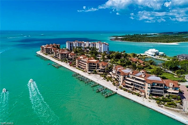 La Peninsula Blvd Vacation Home | Florida Rentals in Naples, Florida, United States — photo 5
