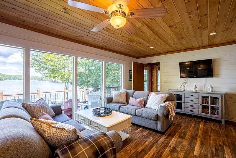 Muskoka Waterfront Cottage #328, Lake of Bays in Lake Of Bays, Ontario, Canada — photo 4