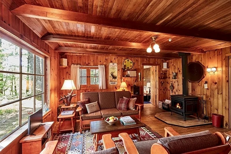 A Bright and Cozy Cottage #149 in the Heart of Muskoka in Huntsville, Ontario, Canada — photo 5