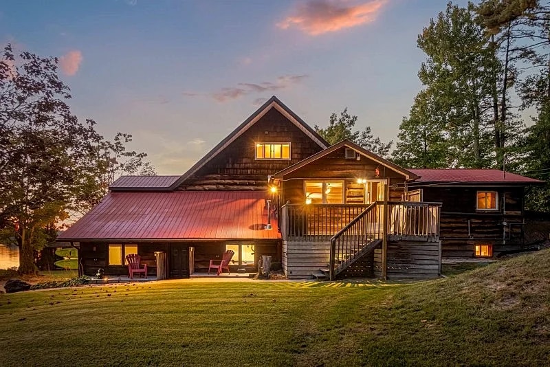 Luxurious Cottage #721 on Private Island-Pointe Au Baril in Georgian Bay, Ontario, Canada — photo 2