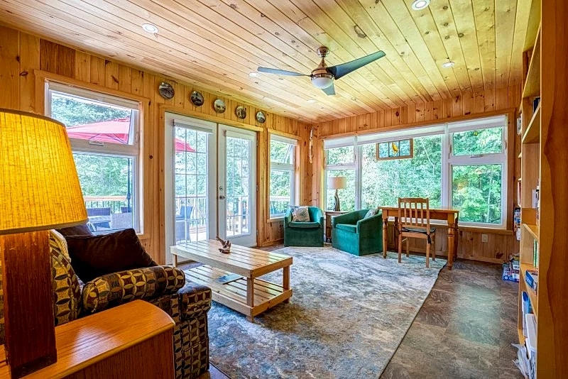 Horseshoe Highlands Waterfront Cottage #613 - Ontario in Minden Hills, Ontario, Canada — photo 3