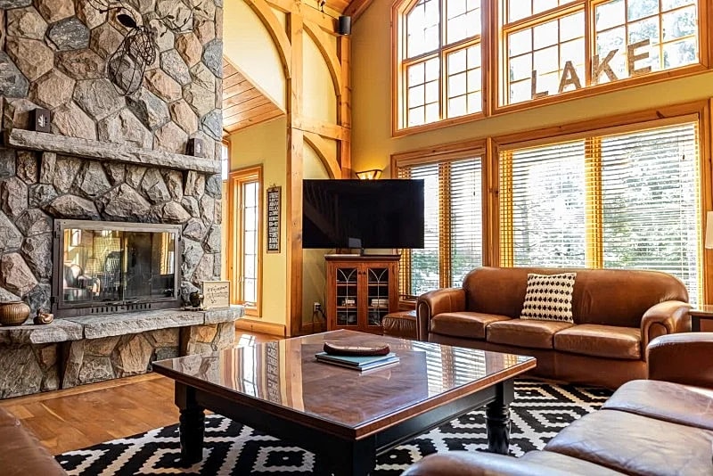Muskoka View Cottage #910 on Sparrow Lake in Orillia, Ontario, Canada — photo 5