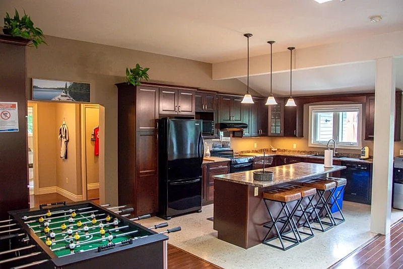Luxury Washago Waterfront Cottage #908 on Black River in Orillia, Ontario, Canada — photo 4