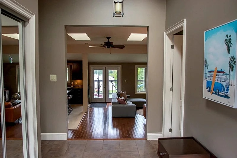 Luxury Washago Waterfront Cottage #908 on Black River in Orillia, Ontario, Canada — photo 5