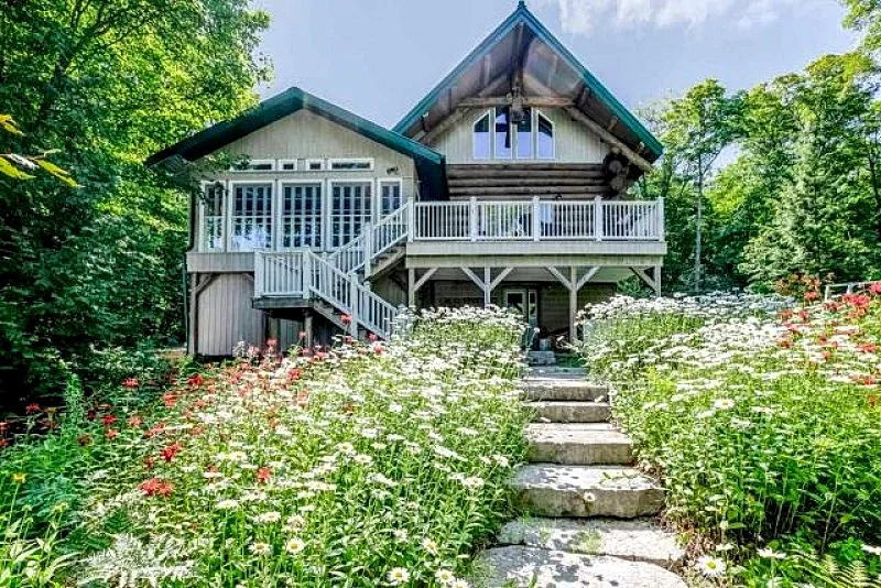 Muskoka Vacation Rentals | Cottage #302