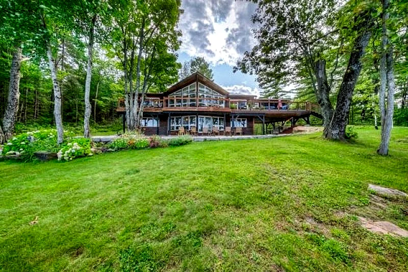Muskoka Vacation Rentals | Cottage #242