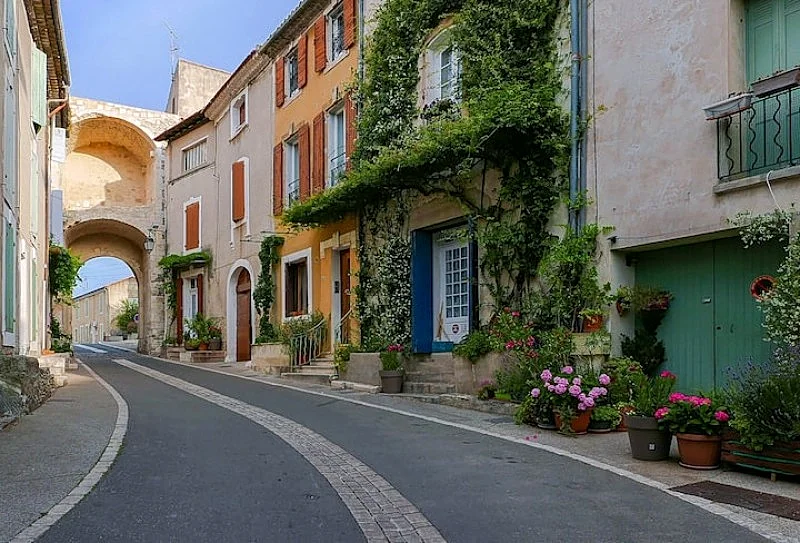 La Bégude des Alpilles: Your Staging Post in Orgon