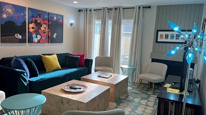 Magicway Villas + Mini's Poolside + Walk to Disney +3 Bedrooms + 3 Pools