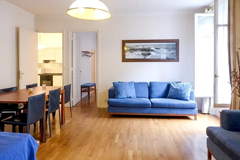1 Bedroom Champ Elysées LORD BYRON