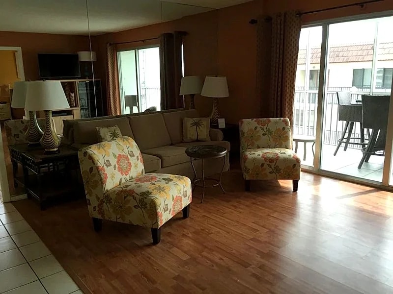 ?? Gulf View from Every Room, Beach & Pool Open! Wifi,Steps from Beach,6th Floor in Siesta Key, Florida, United States — photo 3