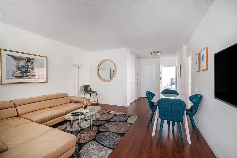 3 BEDS 2 BATHS - MURRAY HILL in New York City, New York, United States — photo 3