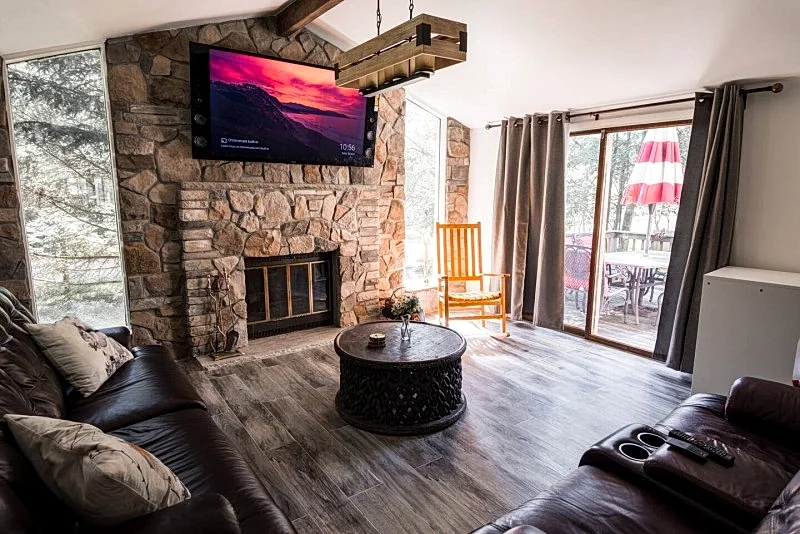 Luxe & Lovely Cabin in Delaware Water Gap in Delaware Water Gap, Pennsylvania, United States — photo 2