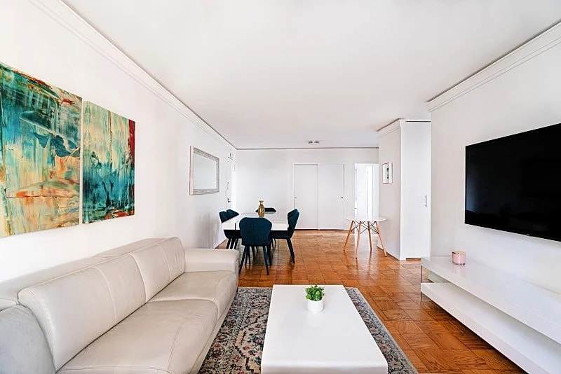 COLUMBUS CIRCLE: 2 BEDS 2 BATHS WITH PRIVATE BALCO in New York City, New York, United States — photo 2