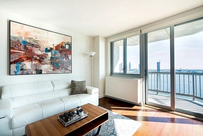 LUXURY 2 BEDS 2 BATHS IN MURRAY HILL