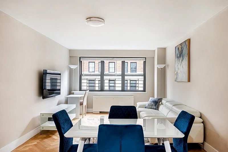 UPPER EAST SIDE - LUXURY 1 BEDROOM APARTMENT in New York City, New York, United States — photo 3