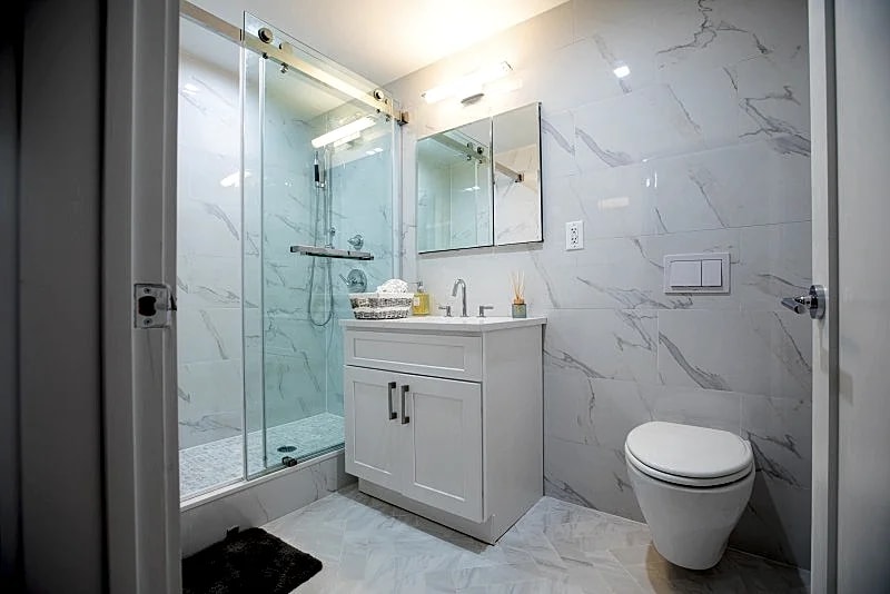 UPPER EAST SIDE -1 BEDROOM/ 1 BATHROOM in New York City, New York, United States — photo 4