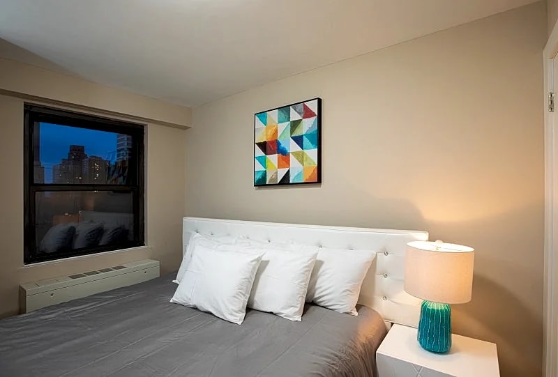 UPPER EAST SIDE -1 BEDROOM/ 1 BATHROOM in New York City, New York, United States — photo 2