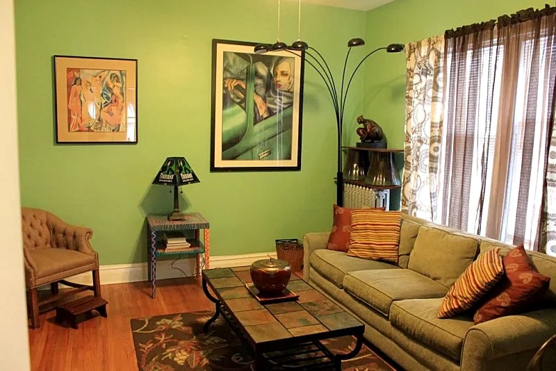 QUIET COMFORT WITH ARTSY THEME in Chicago, Illinois, United States — photo 4