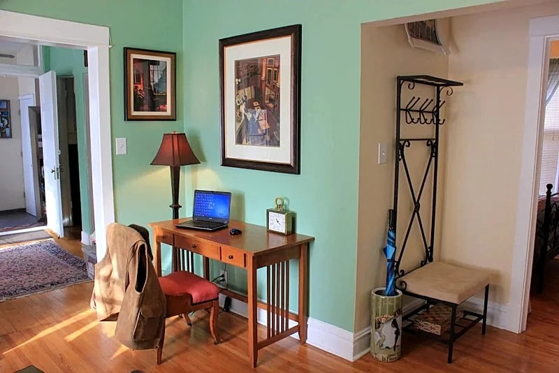 QUIET COMFORT WITH ARTSY THEME in Chicago, Illinois, United States — photo 2