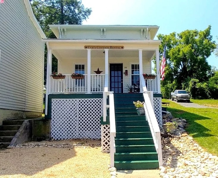 Cubs Cottage