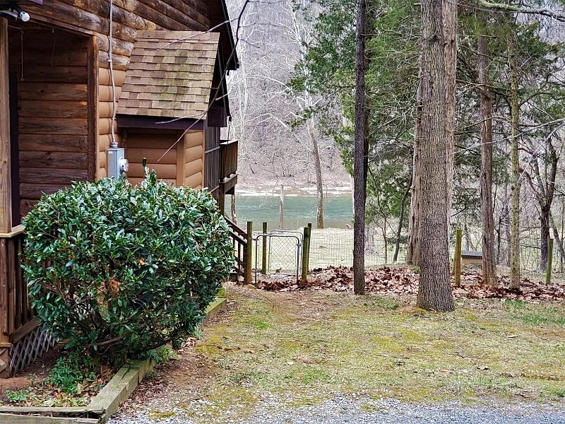 Smile Inn Over the River in Virginia, United States — photo 3