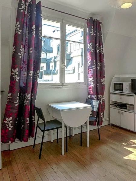 Studio Montmartre TURGOT in Rue Turgot, Paris, France — photo 4