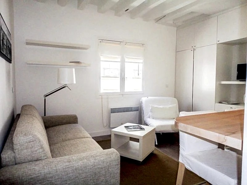 Studio Montorgueil TIQUETONNE in Rue Tiquetonne, Paris, France — photo 1