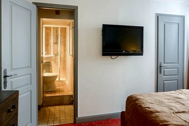 QUAI SAINT MICHEL 1 bedroom near Notre Dame de Paris Cathedral in Quai Saint-Michel, Paris, France — photo 3