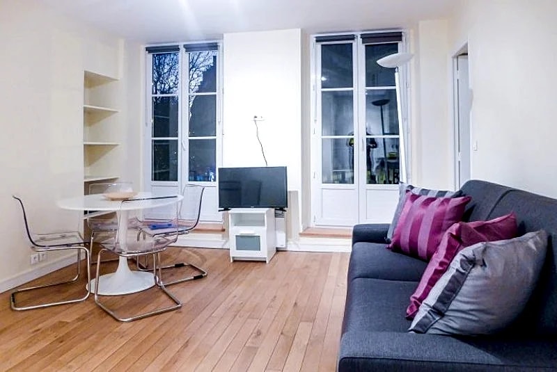ROCHECHOUART 1 bedroom in Montmartre district in Rue De Rochechouart, Paris, France — photo 4