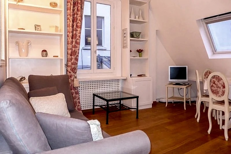 CHAISE 1 bedroom steps from Bon Marché /Saint Germain in Rue De La Chaise, Paris, France — photo 2