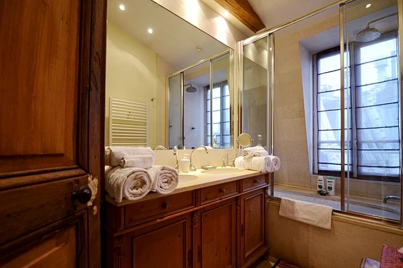 1 Bedroom Notre Dame HARPE in Rue De La Harpe, Paris, France — photo 5