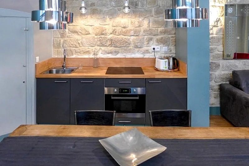 1 Bedroom apartment Sainte Croix de la BRETONNERIE 14 in Rue Sainte-Croix De La Bretonnerie, Paris, France — photo 5
