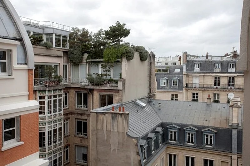 1 Bedroom Apartment IENA in Avenue D'Iéna, Paris, France — photo 5