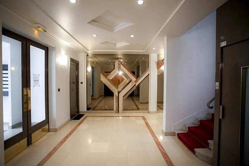 1 Bedroom Apartment IENA in Avenue D'Iéna, Paris, France — photo 4