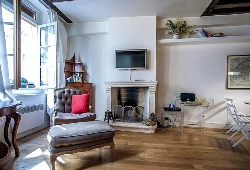 QUINCAMPOIX 1 BEDROOM Apartment near Rambuteau in Rue Quincampoix, Paris, France — photo 5