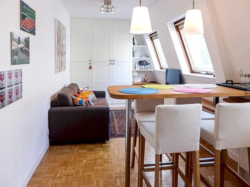 FAUBOURG SAINT HONORE 1 bedroom near Champs Elysées Avenue in Rue Du Faubourg Saint-Honoré, Paris, France — photo 2