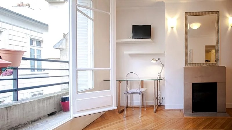SAINT MARC lovely 1 bedroom with balconies in Rue Saint-Marc, Paris, France — photo 5