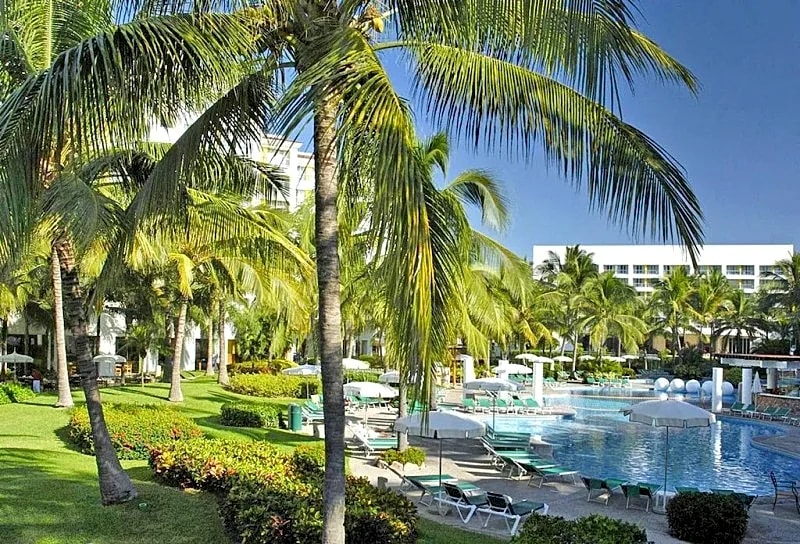 Mayan Palace 2BR, 2 BA, Beachfront Resort in Puerto Vallarta in Puerto Vallarta, Jalisco, Mexico — photo 2